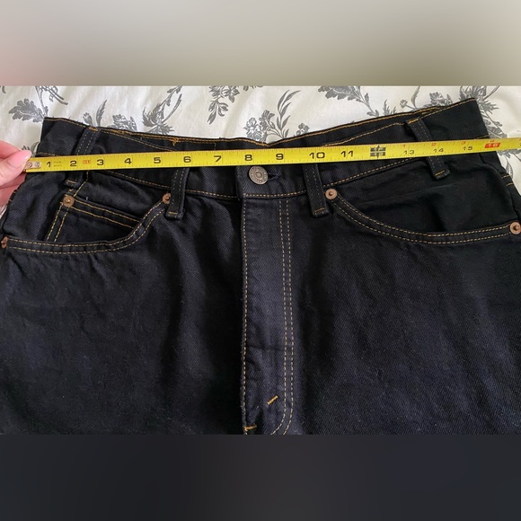 Black Levi’s High-Rise Festival Short Orange Tab - Picture 5 of 6